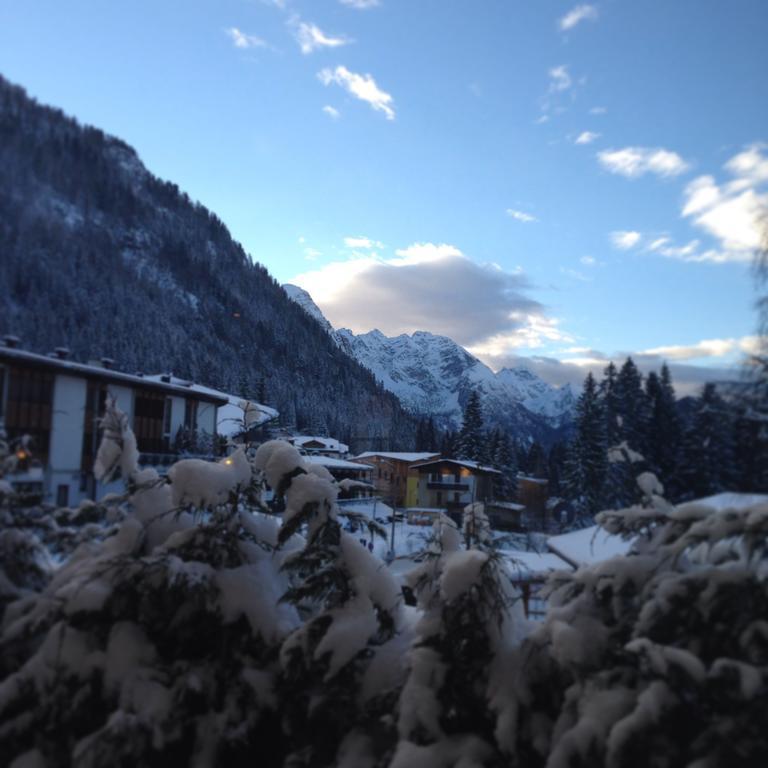 Hotel Chalet All'Imperatore Madonna di Campiglio Exterior foto