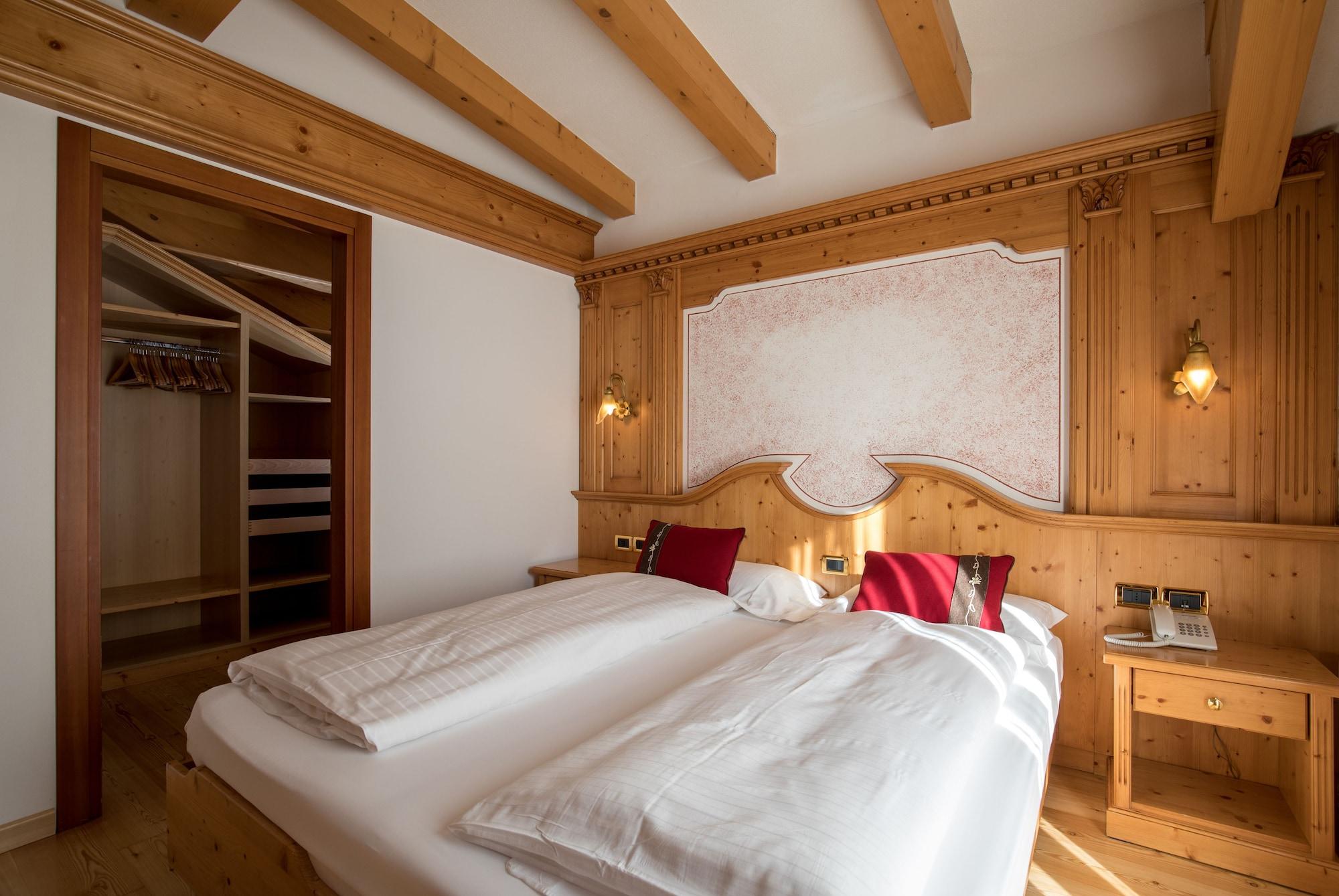 Hotel Chalet All'Imperatore Madonna di Campiglio Exterior foto