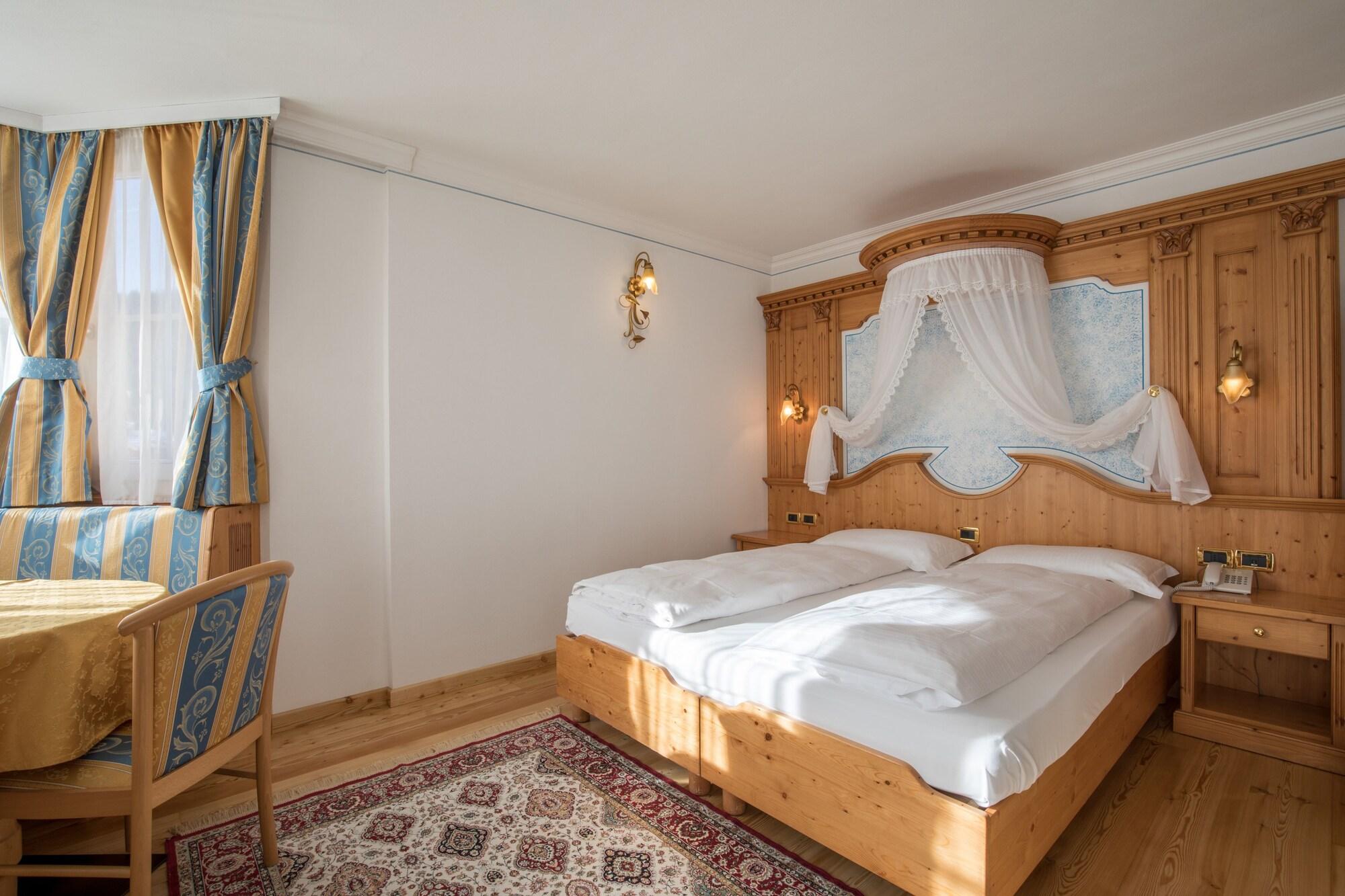 Hotel Chalet All'Imperatore Madonna di Campiglio Exterior foto