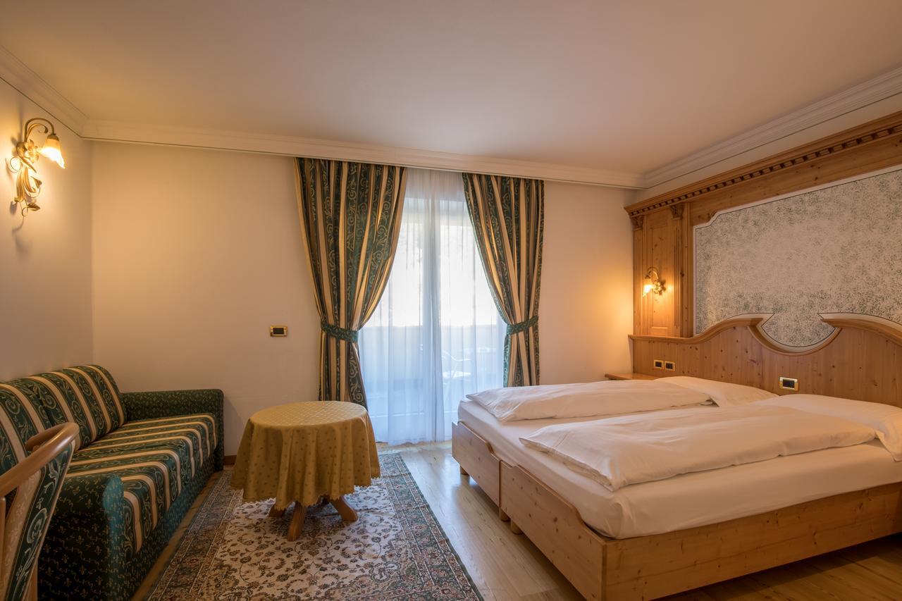 Hotel Chalet All'Imperatore Madonna di Campiglio Exterior foto